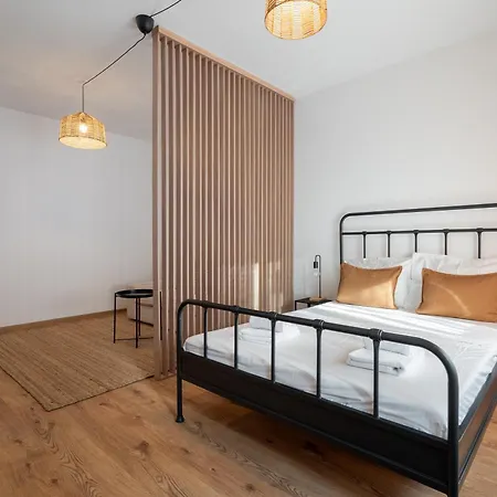Apartament Stylish With Cozy Vibes Bucureşti